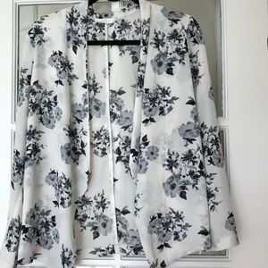 LUSH floral print lightweight blazer -Size XS